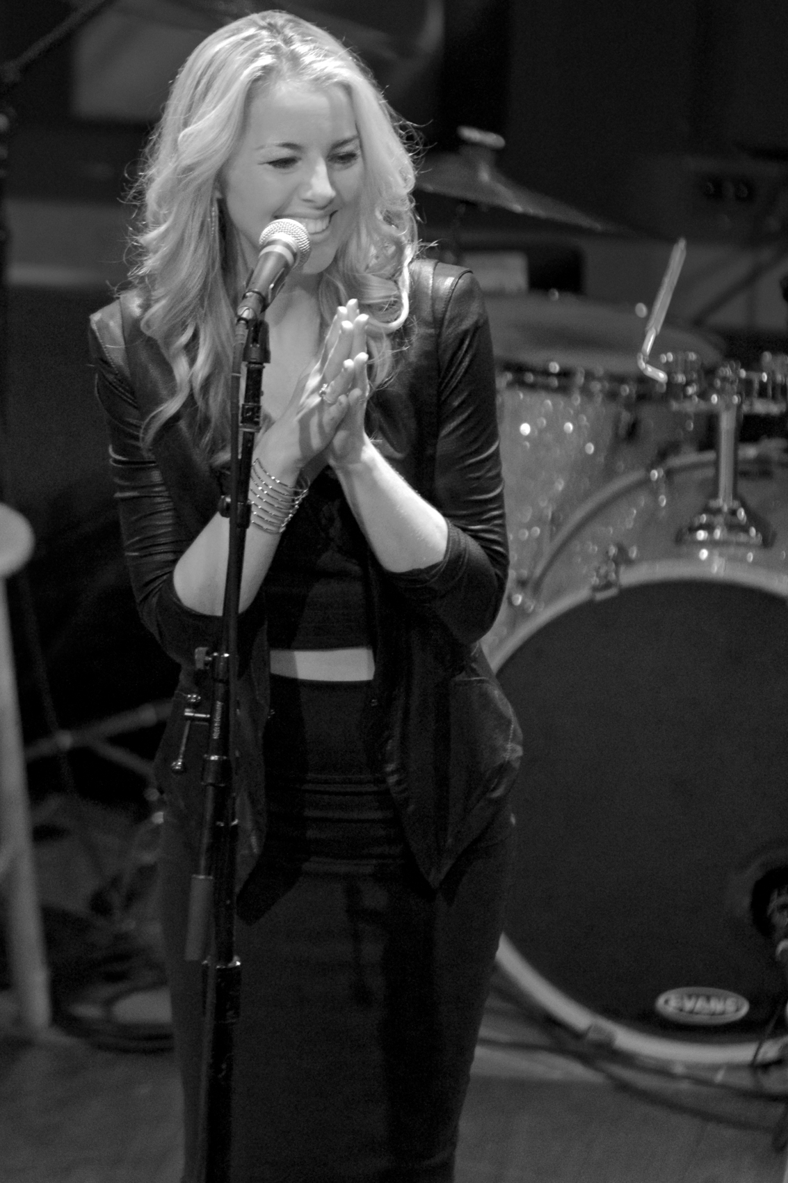 World Cafe Live 
Philadelphia, Pa
November 15, 2015

DerekBrad.com